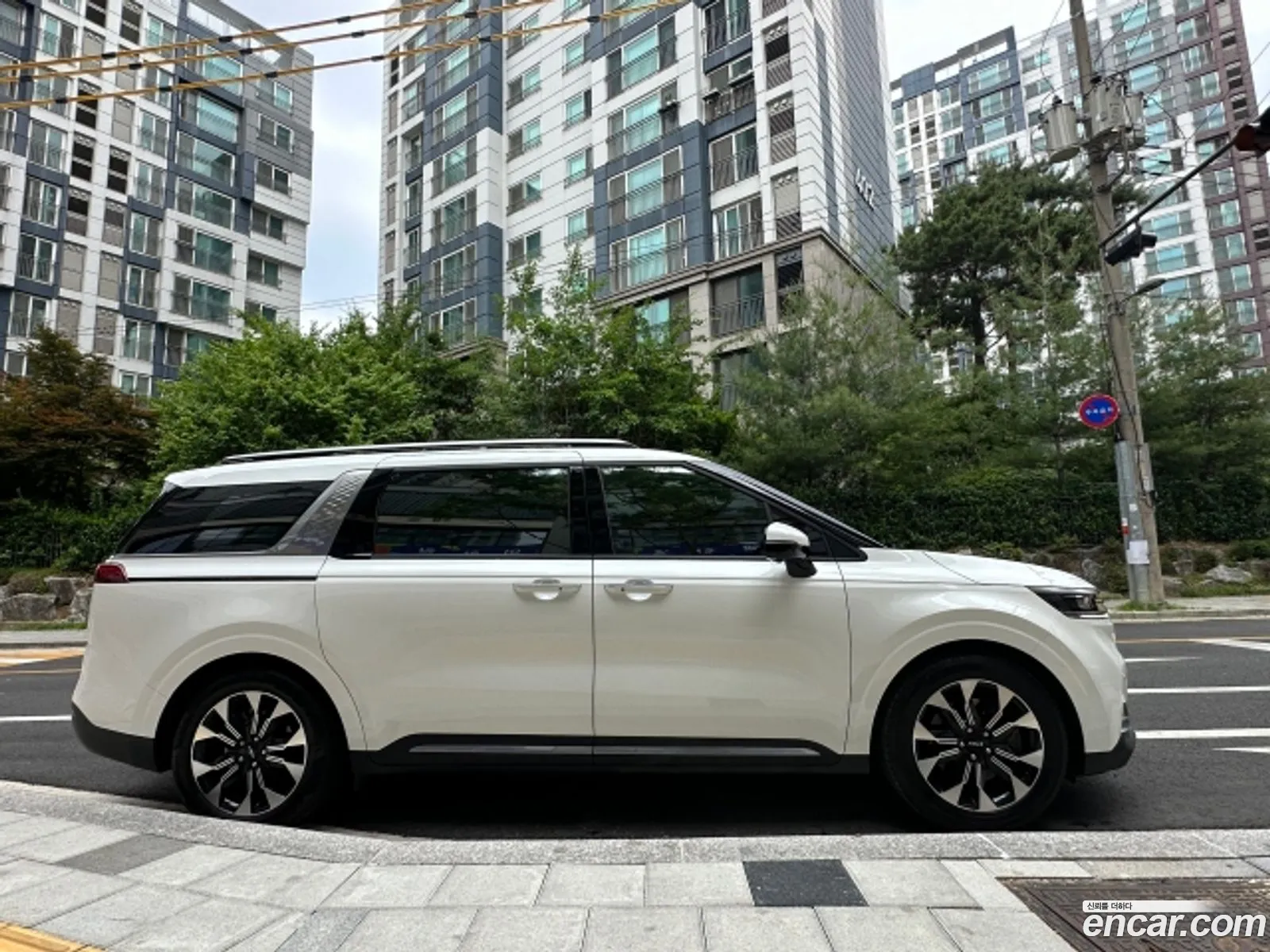 Kia Carnival 2022 — 2