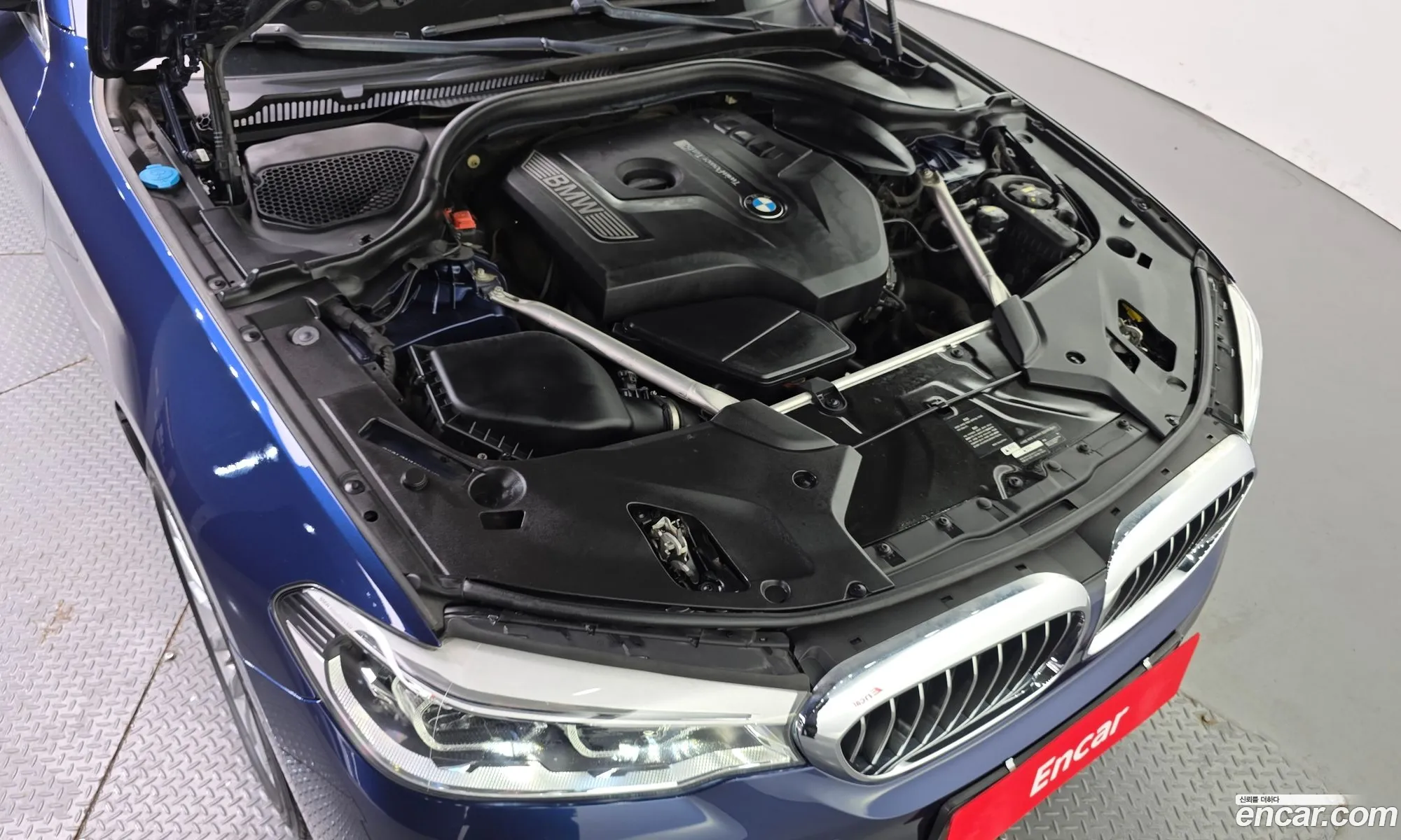 BMW 5 Series 2019 WBAJD9101KWW51274 — 13