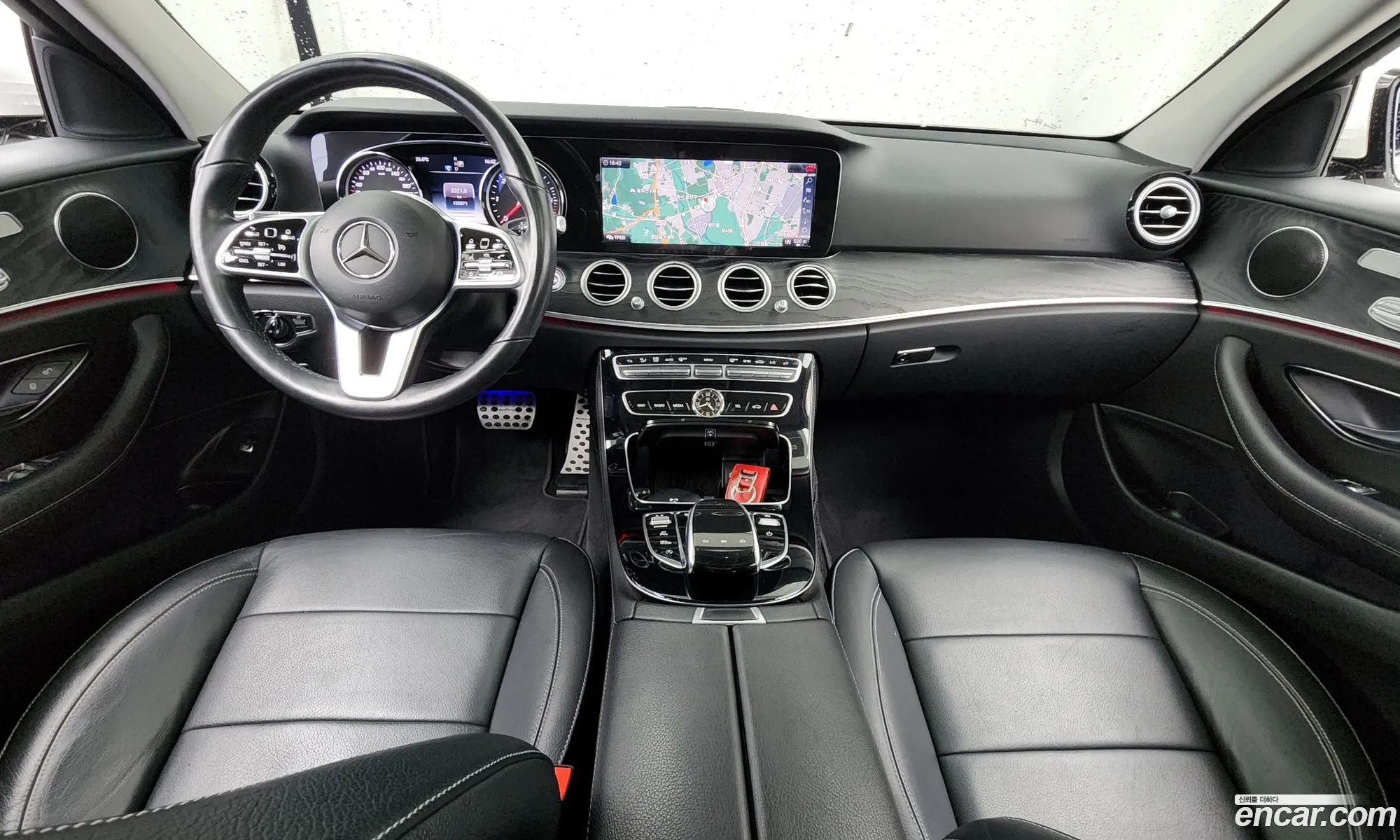 Mercedes-Benz E-Class W213 2018 WDDZF0EBXKA492703 — 11