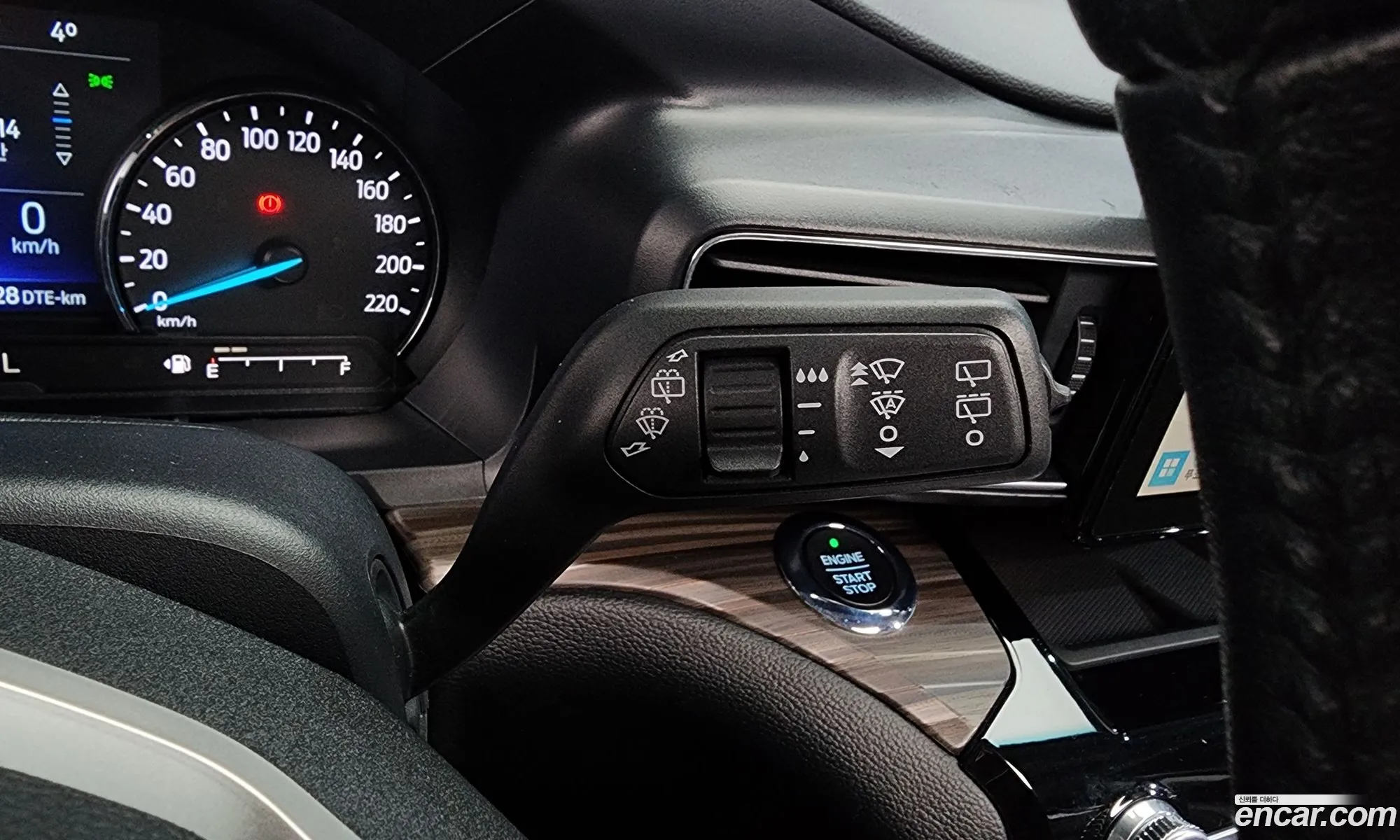 Ford Explorer 6th Gen 2021 — 2