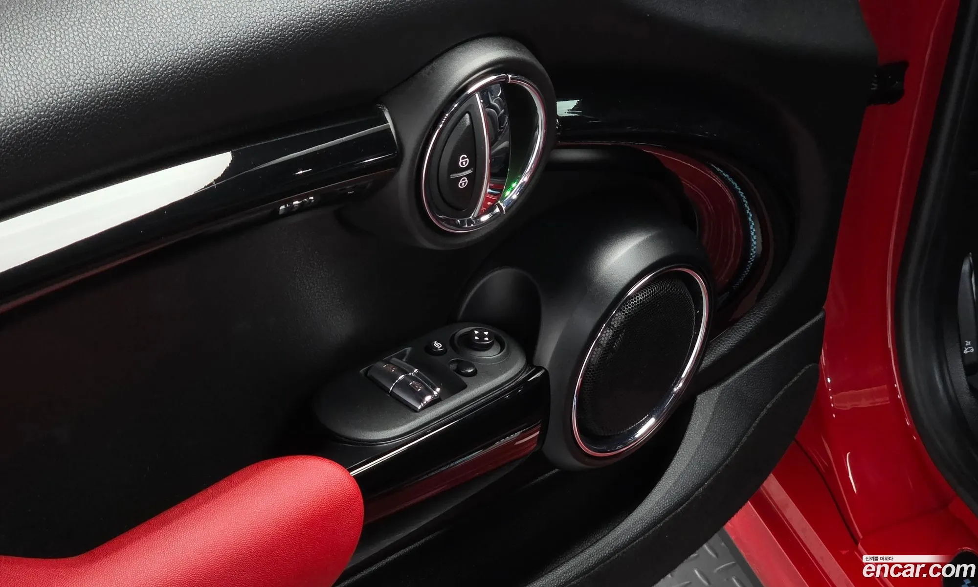 Mini Cooper S 2021 WMWXY9109M2N97621 — 16