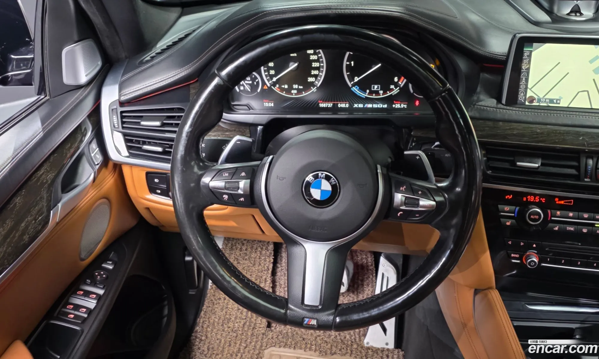 BMW X6 2015 WBAKV6103F0N48818 — 2