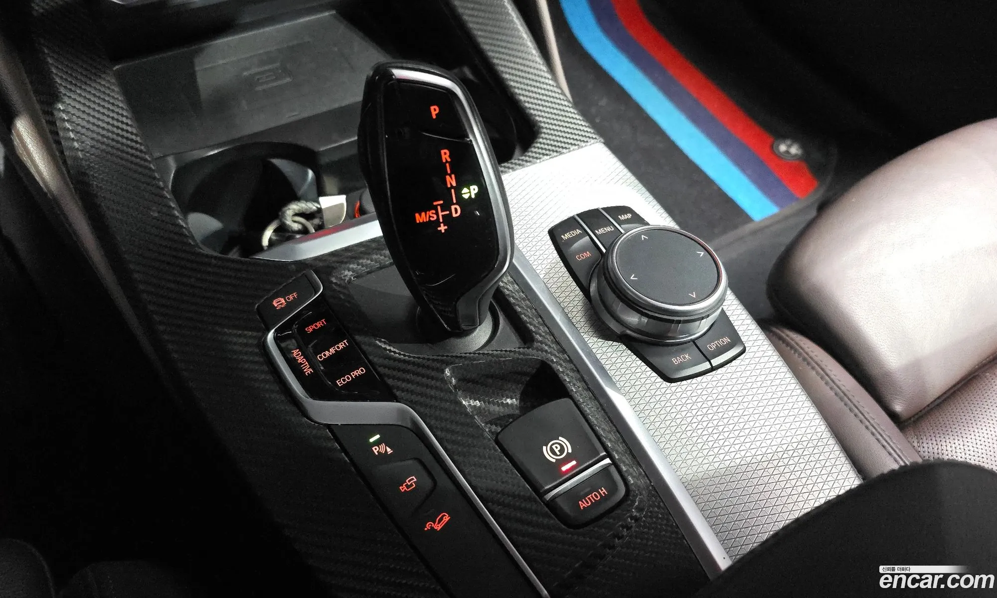 BMW X4 2019 WBAVJ7107KLH71583 — 31