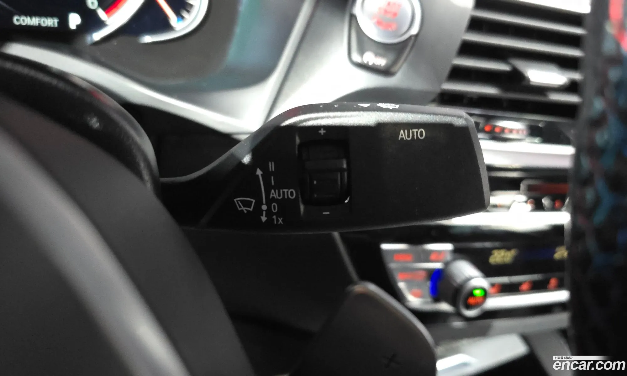 BMW X4 2019 WBAVJ7107KLH71583 — 8