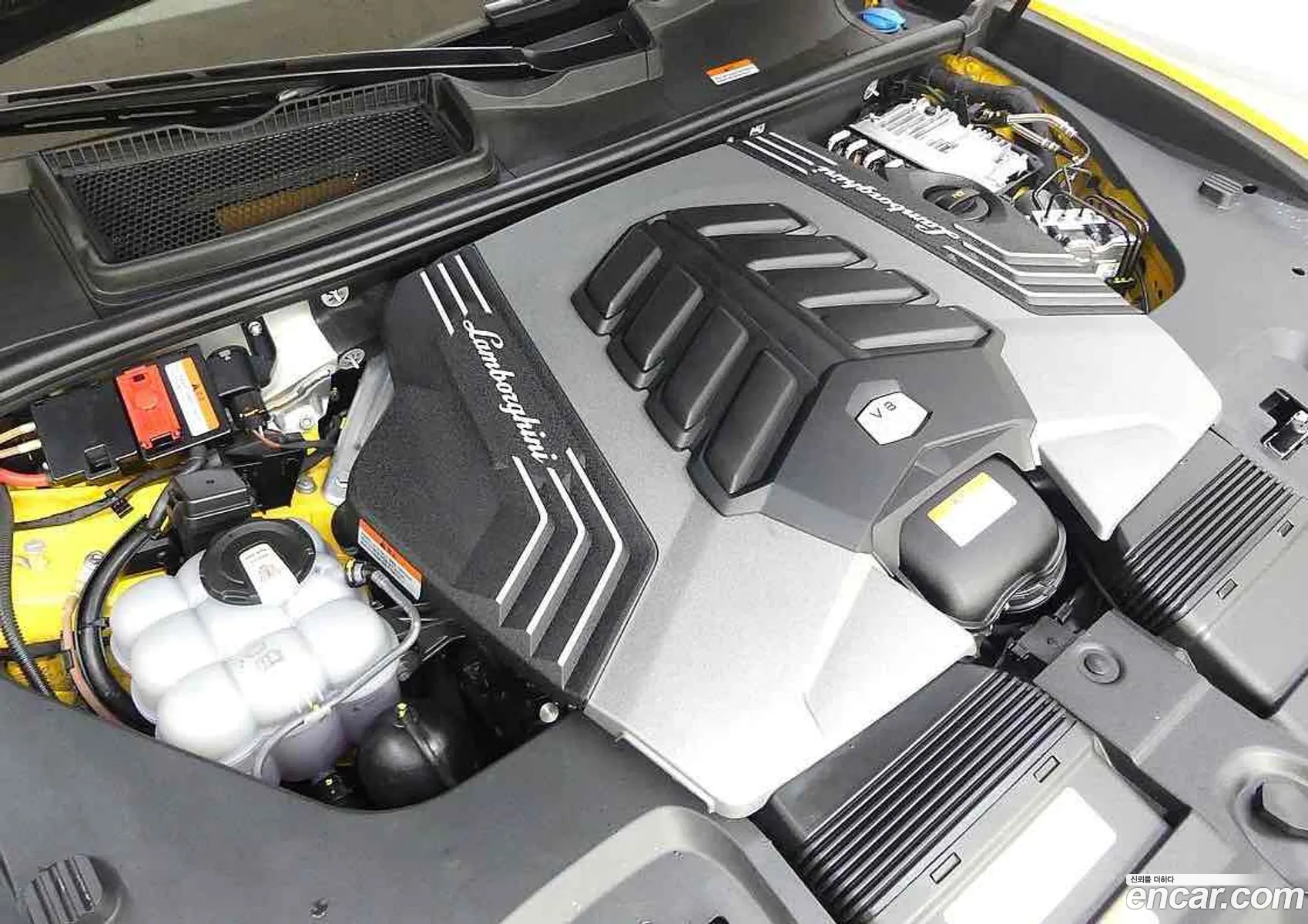 Lamborghini Urus 2024 — 13