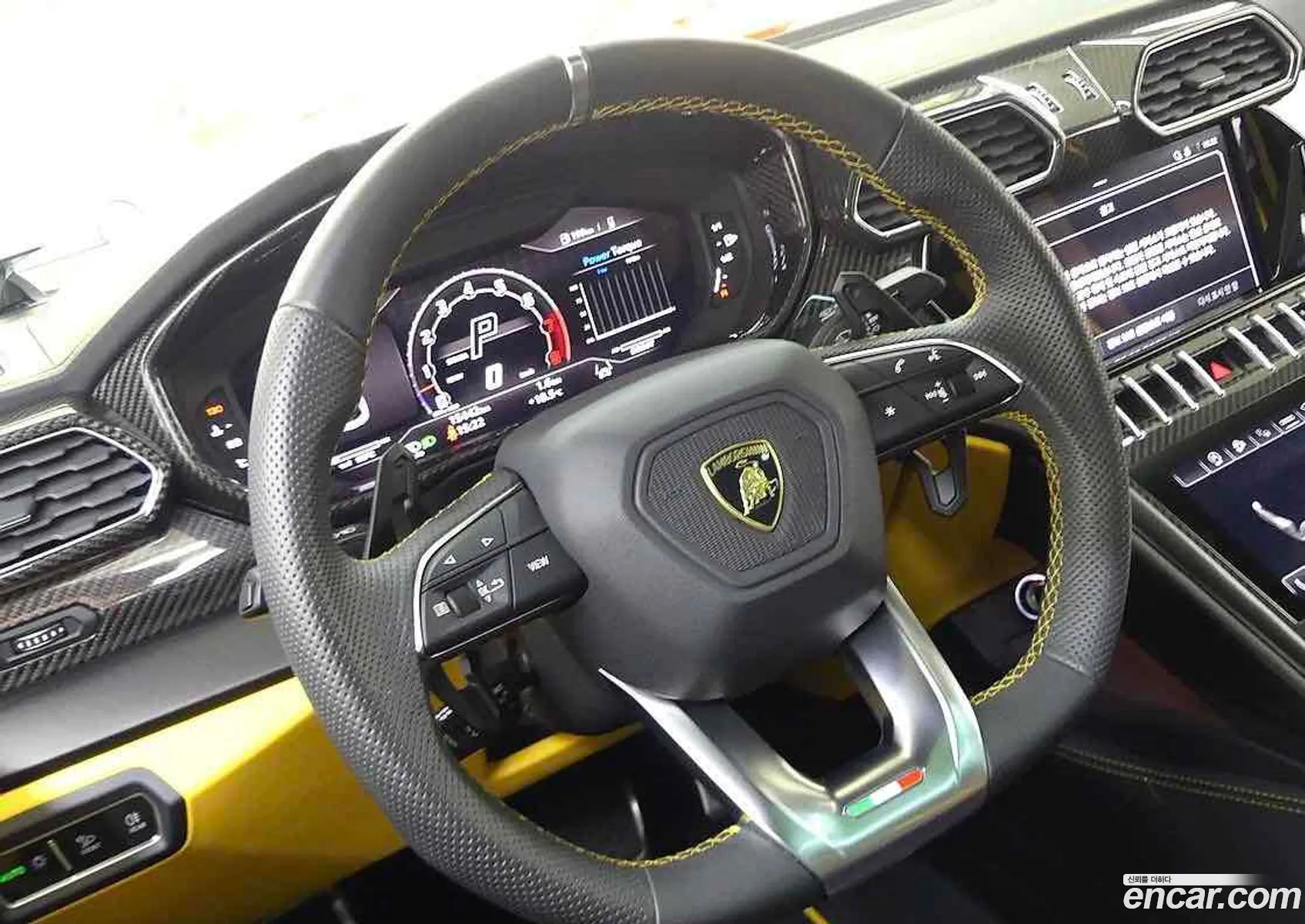Lamborghini Urus 2024 — 3
