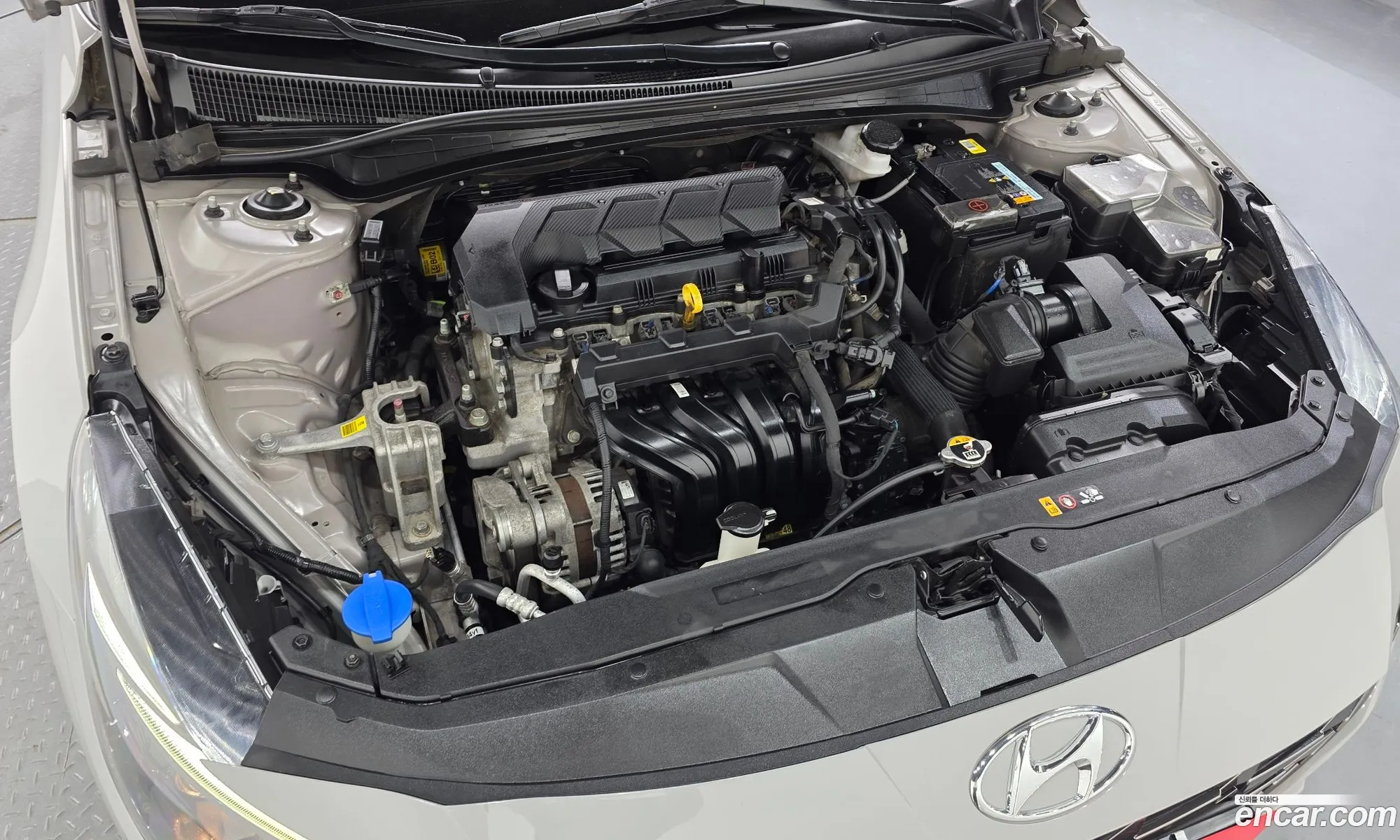 Hyundai Elantra 2020 — 20