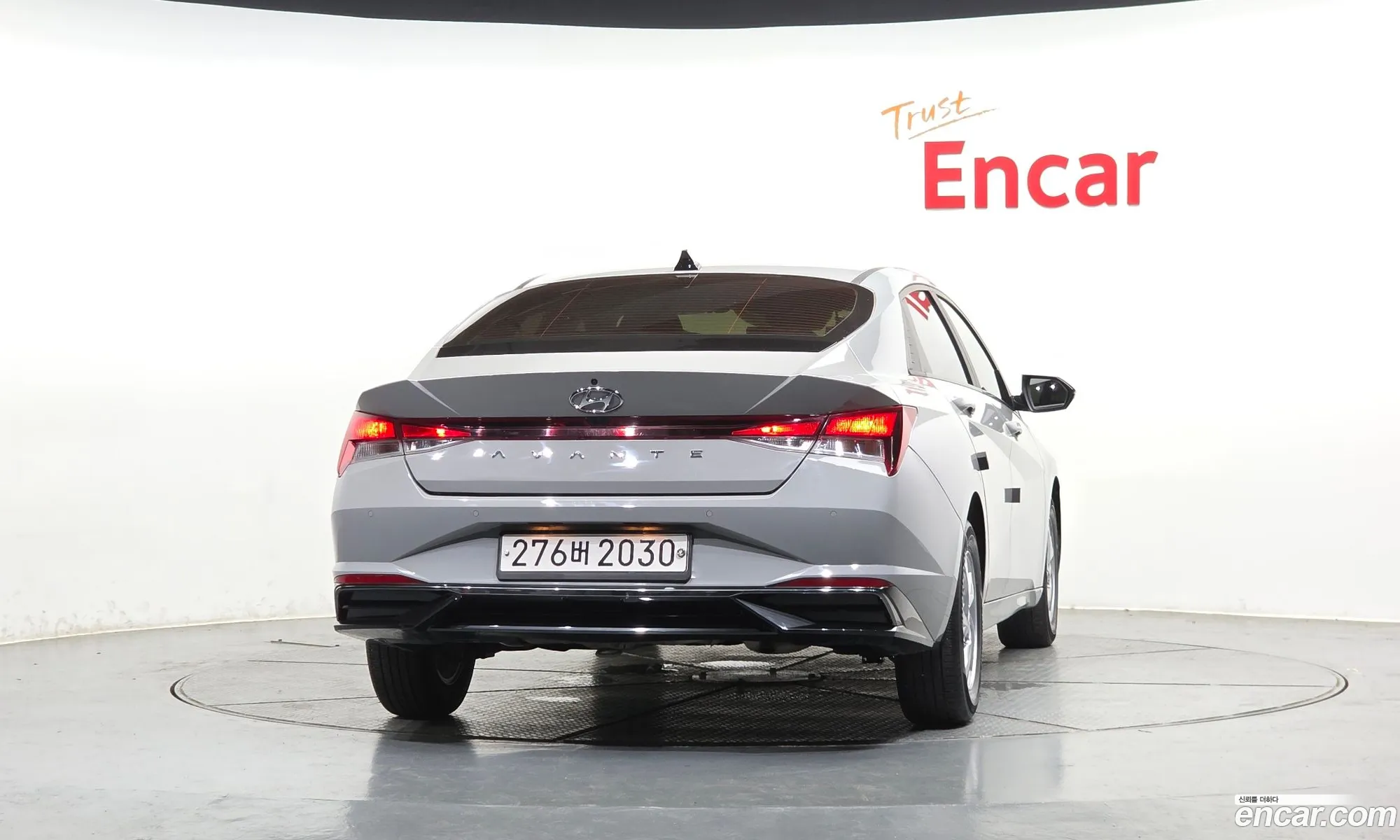 Hyundai Elantra 2020 — 11