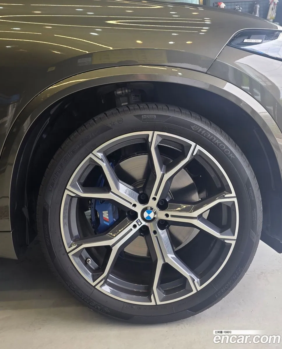 BMW X5 2025 — 2