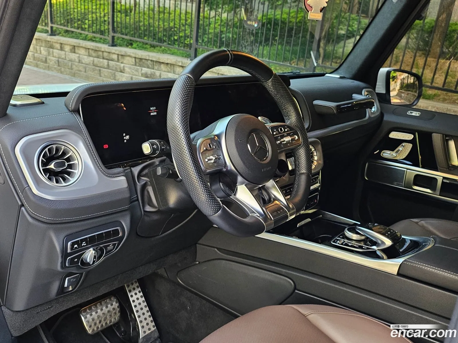 Mercedes-Benz G-Class W463b 2024 — 11