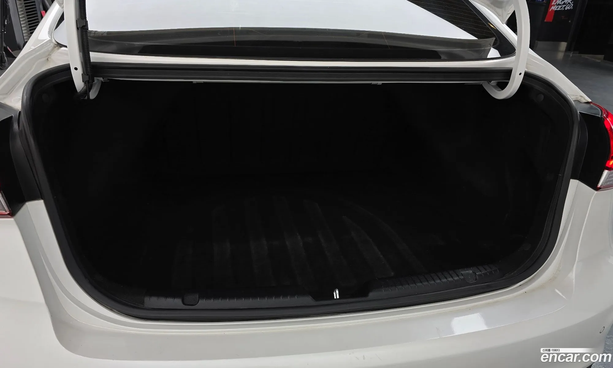 Kia K3 2016 — 16