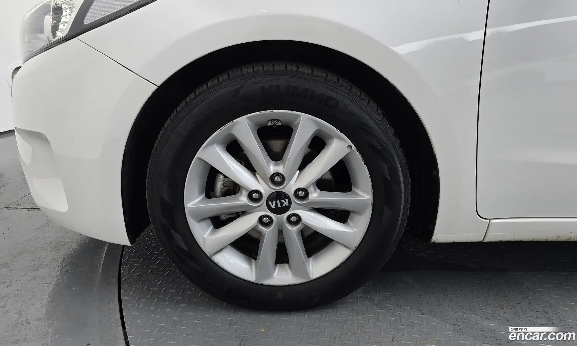 Kia K3 2016 — 6
