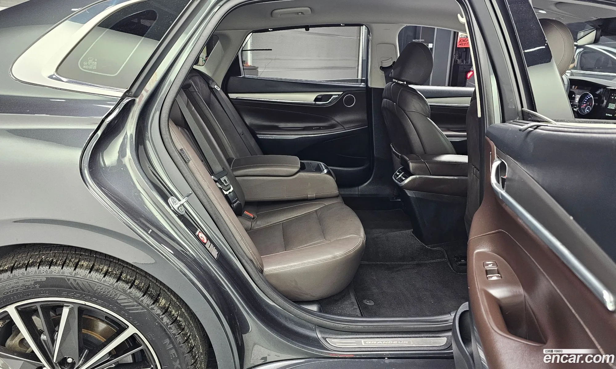 Hyundai Grandeur IG 2020 — 25