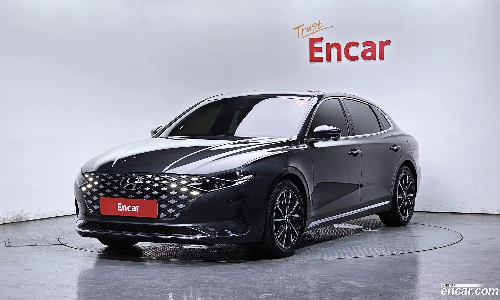Hyundai Grandeur IG 2020 — 28