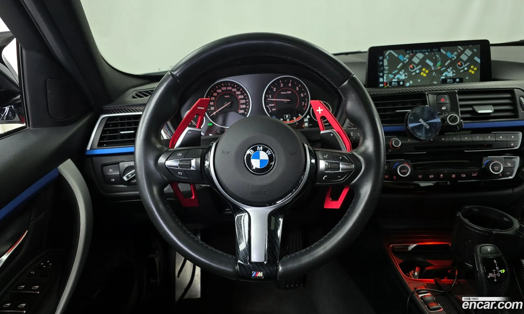 BMW 3 Series 2017 — 26