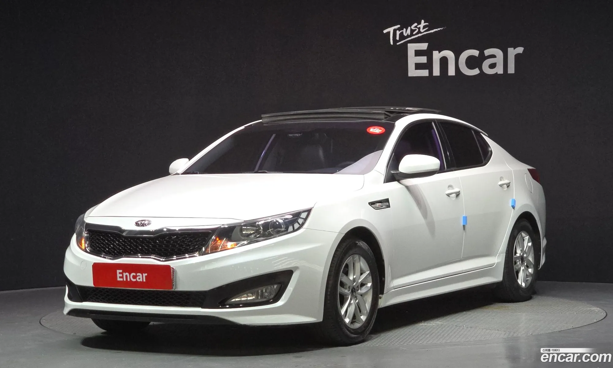 Kia K5 2010 — 2