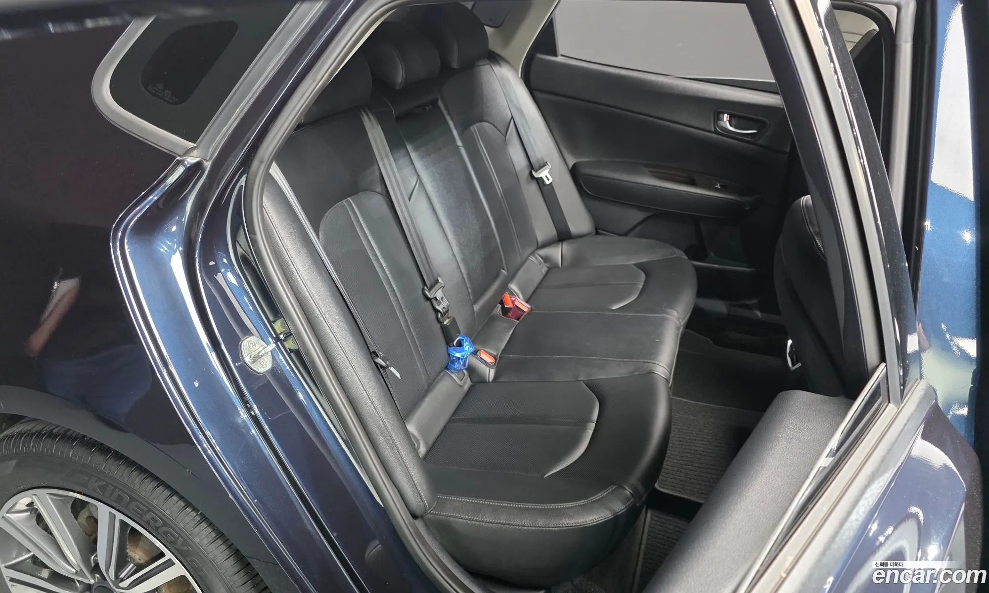 Kia K5 2018 KNAGT411BKA323017 — 7
