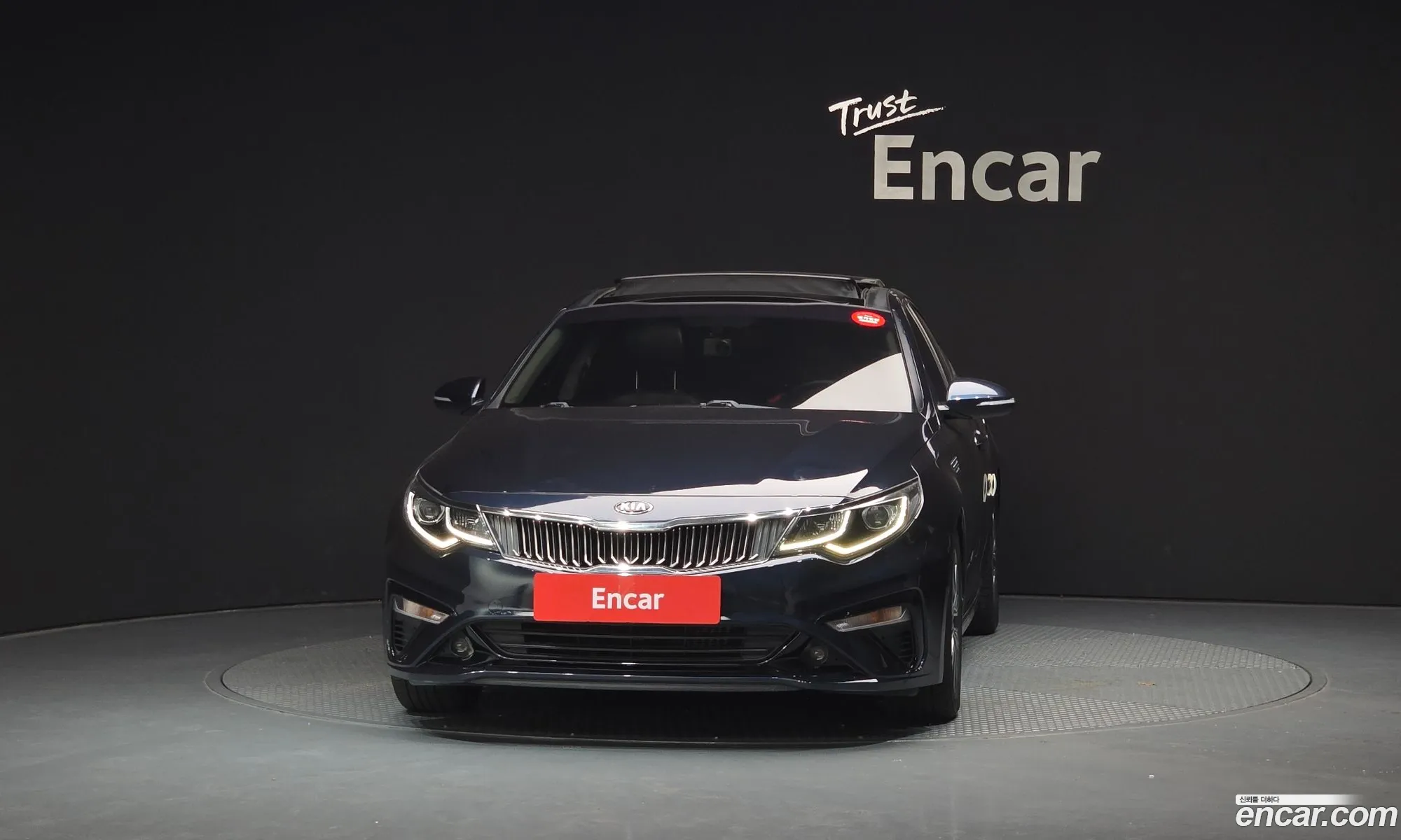 Kia K5 2018 KNAGT411BKA323017 — 8