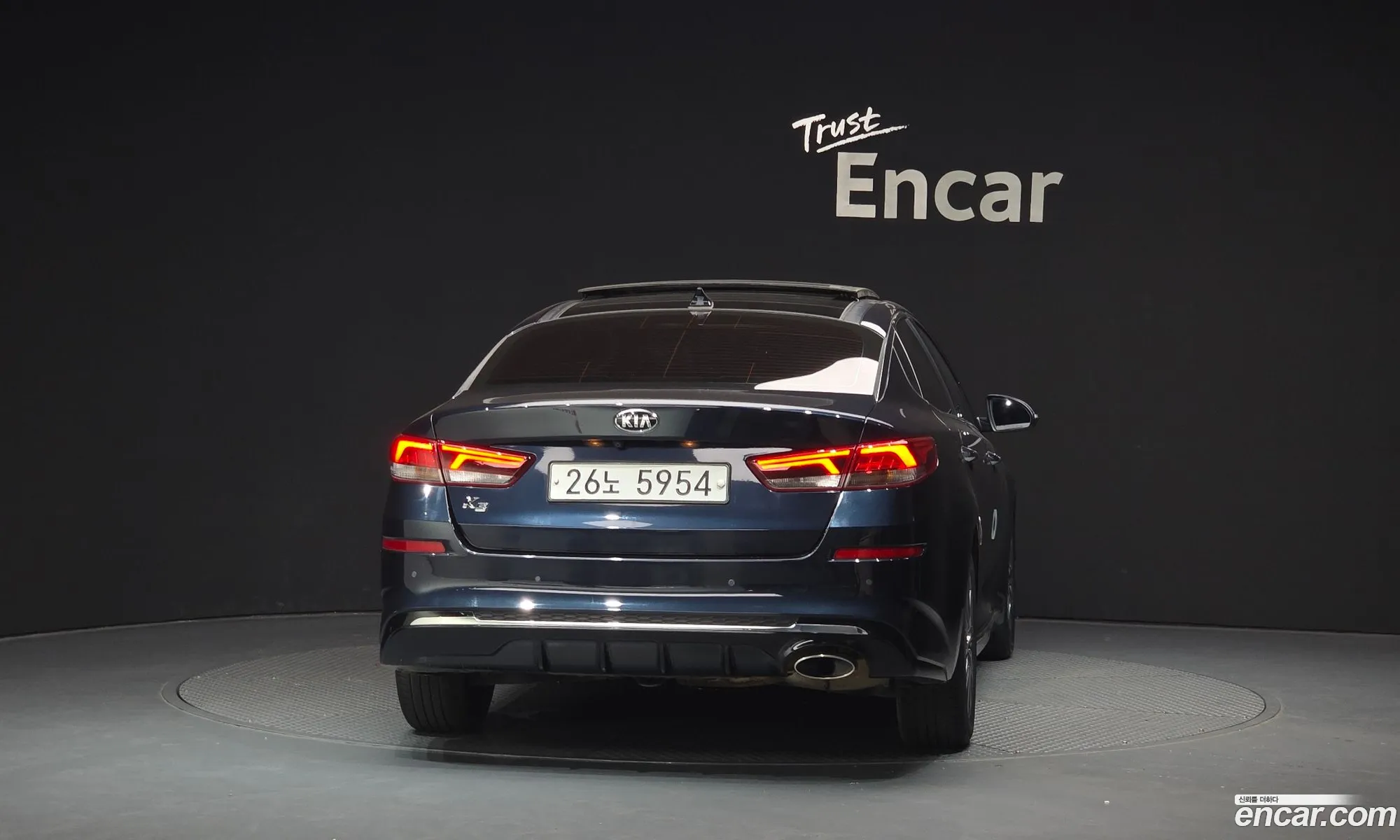 Kia K5 2018 KNAGT411BKA323017 — 11