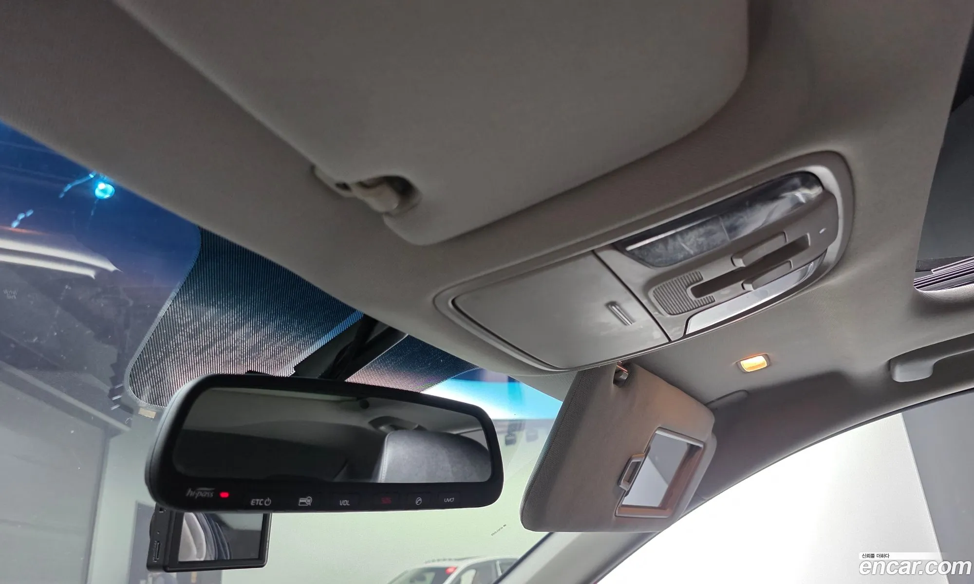 Kia K5 2018 KNAGT411BKA323017 — 19