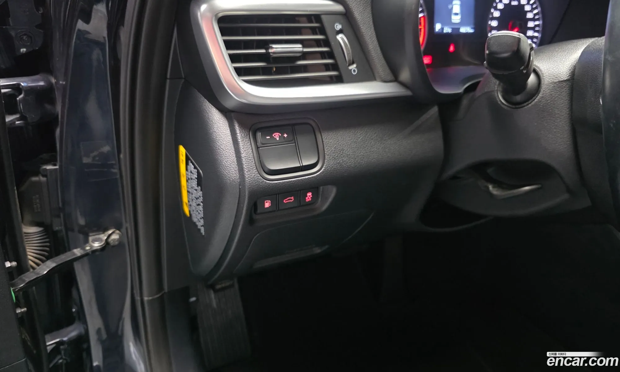 Kia K5 2018 KNAGT411BKA323017 — 30
