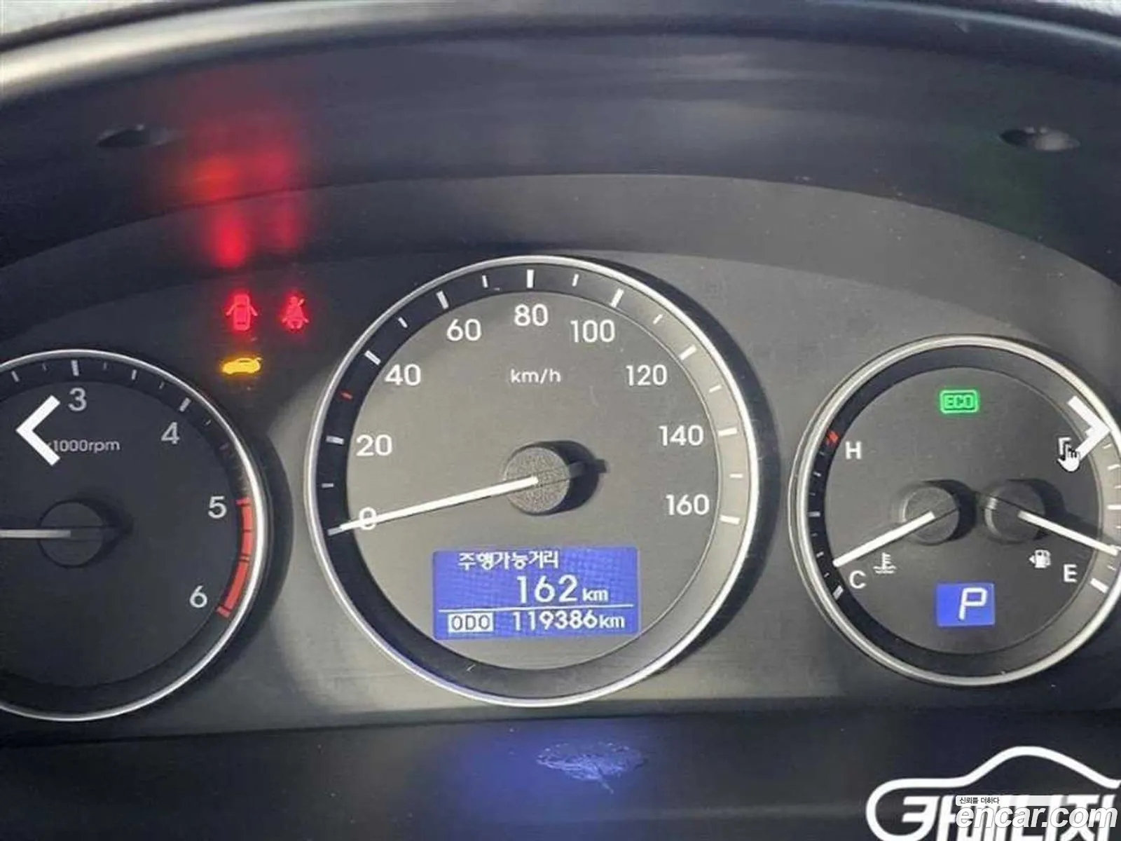 Hyundai Grand Starex 2016 — 19