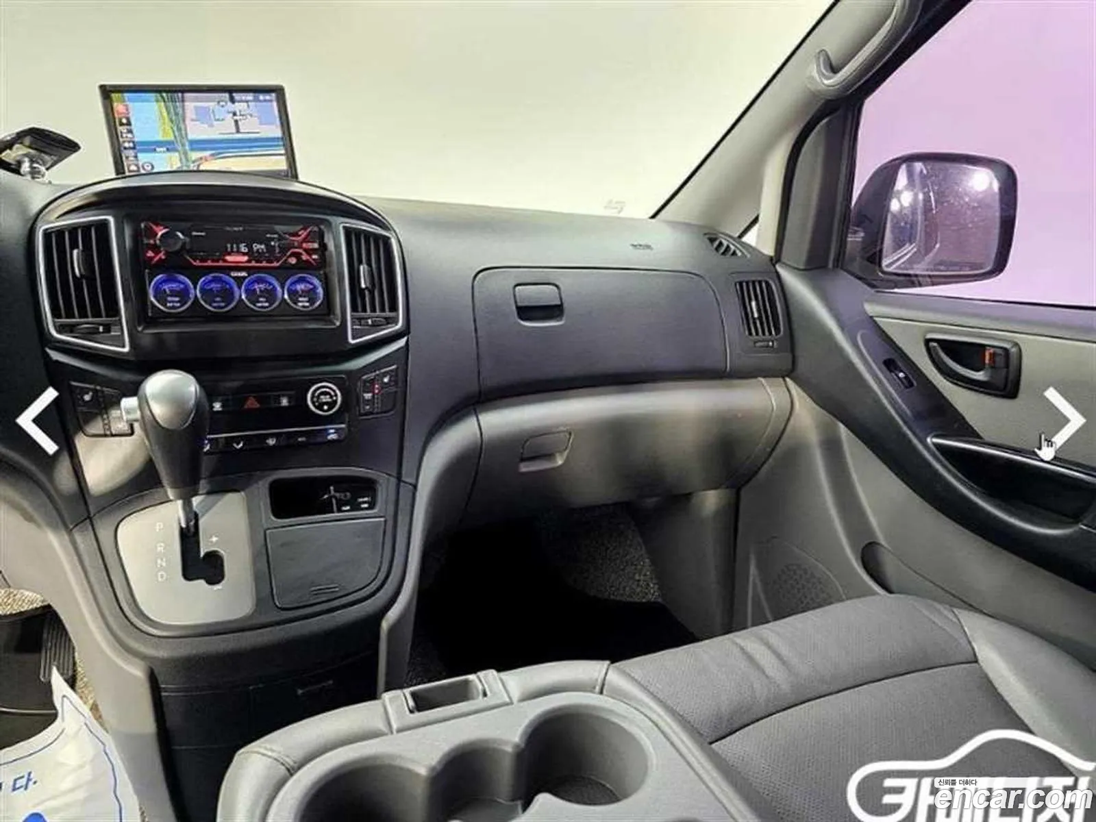 Hyundai Grand Starex 2016 — 11