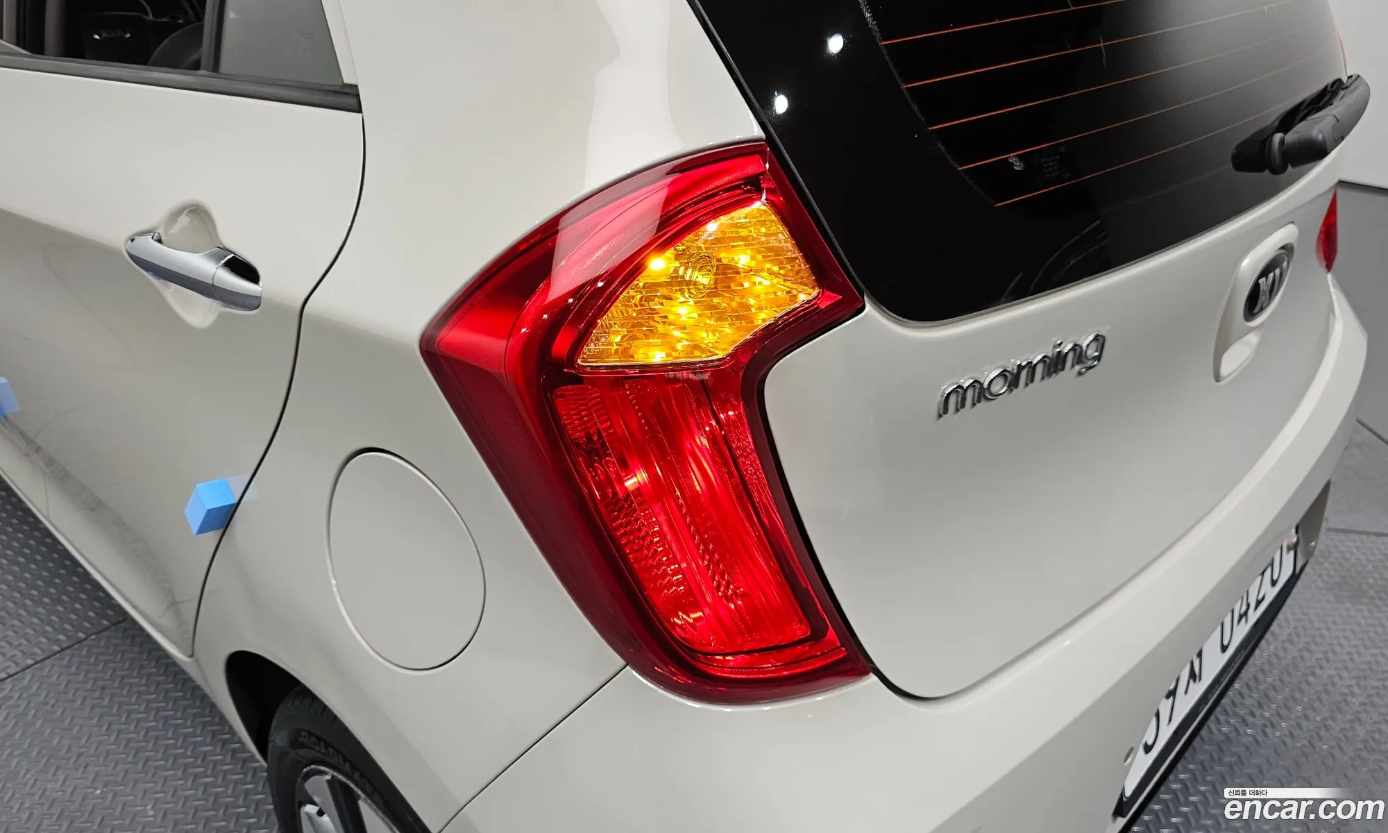 Kia Morning 2016 KNABX511BGT333150 — 25