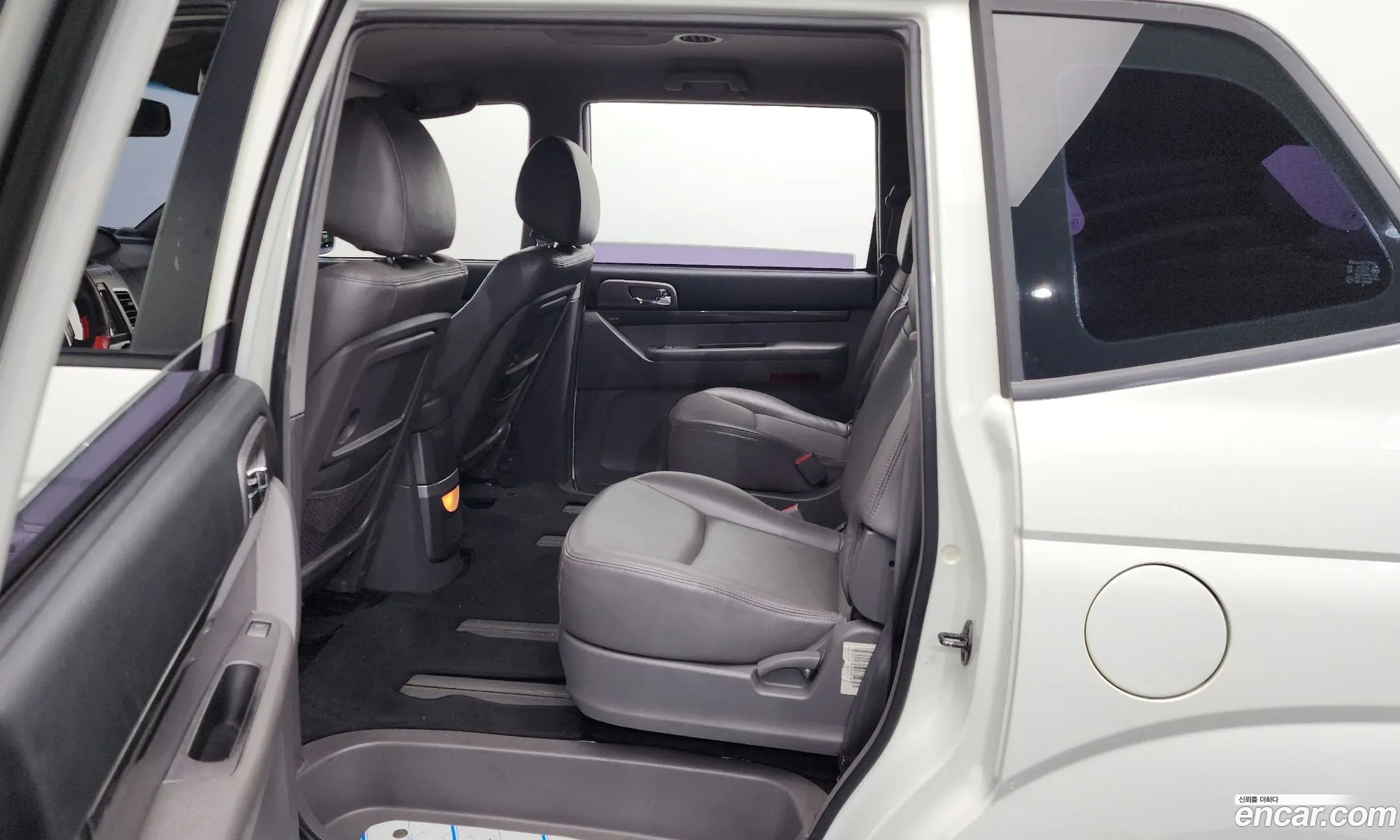 KG Mobility (SsangYong) Korando Turismo 2014 — 10
