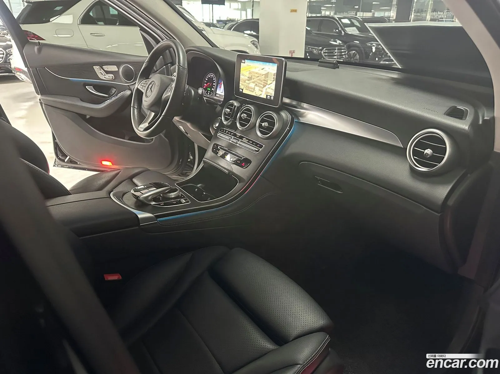 Mercedes-Benz GLC-Class X253 2019 — 14