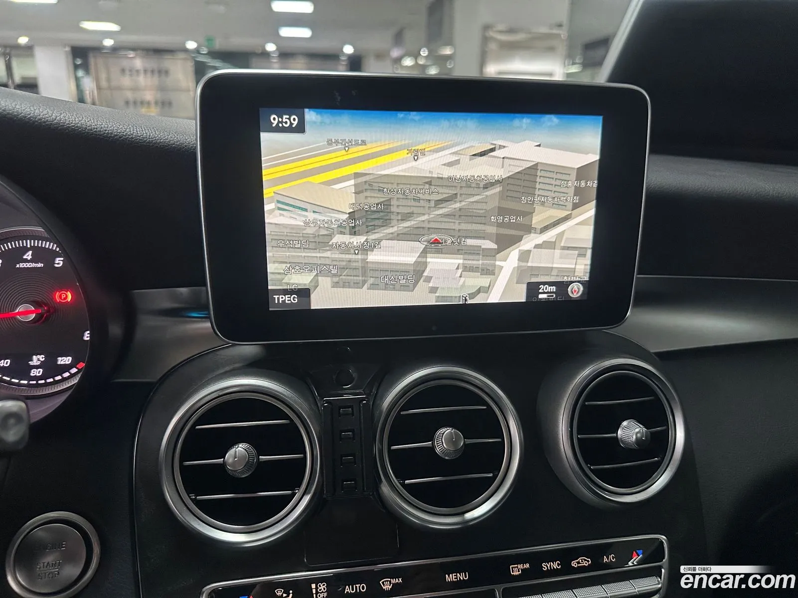 Mercedes-Benz GLC-Class X253 2019 — 17