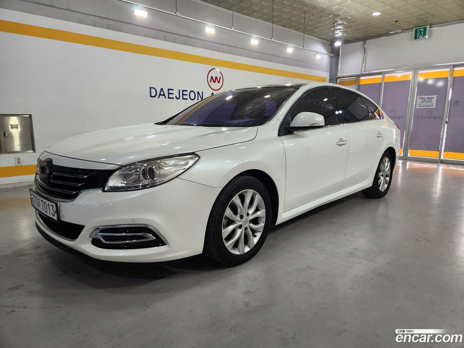 Renault Korea (Samsung) SM7 Nova 2015 — 4