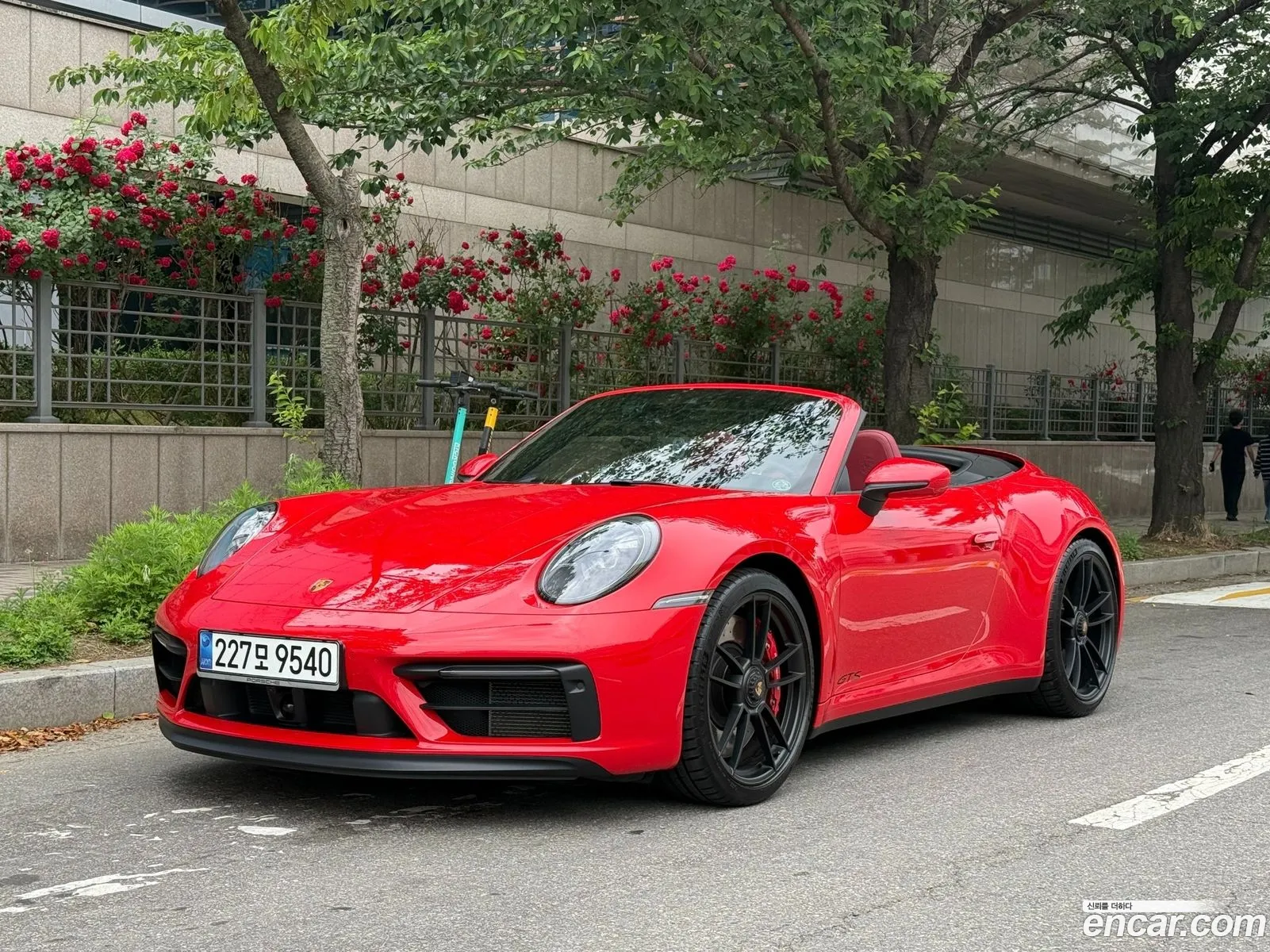 Porsche 911 2023 — 17