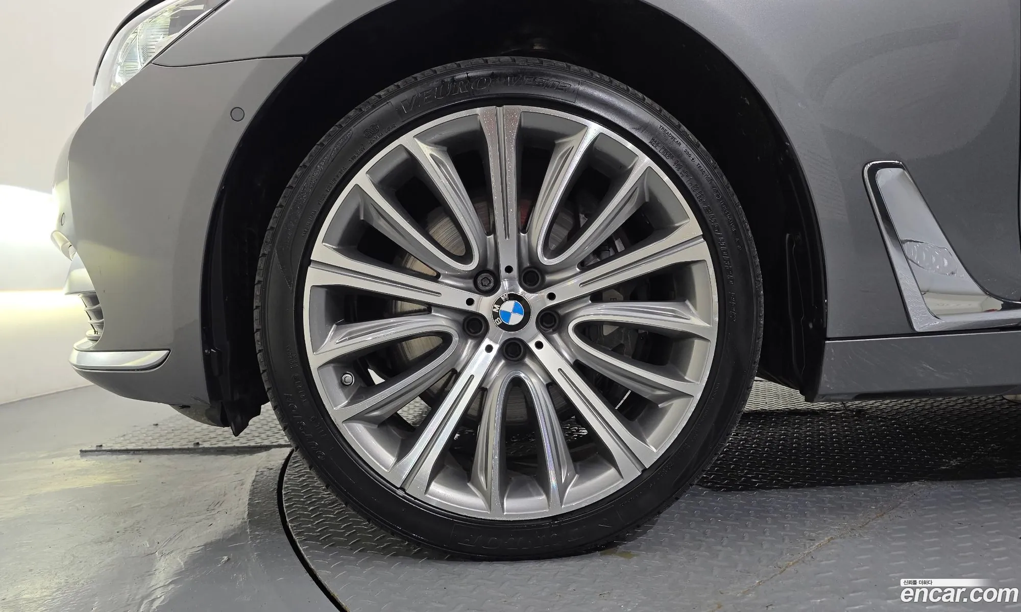 BMW 7 Series 2016 WBA7F2102GG523445 — 10