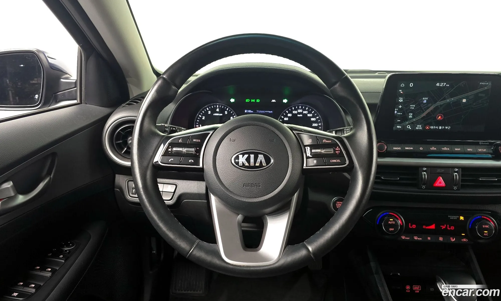 Kia K3 2021 KNAF241BEMA914863 — 4
