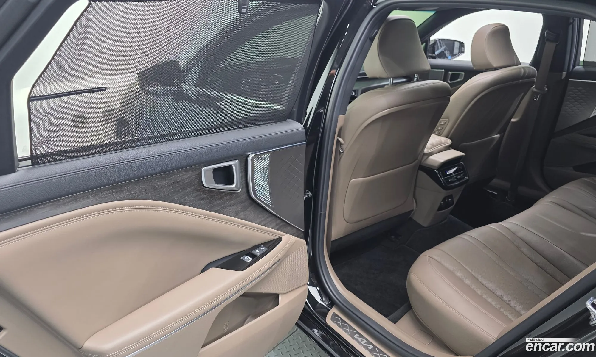 Kia K8 2023 KNAM241BBPA048902 — 28