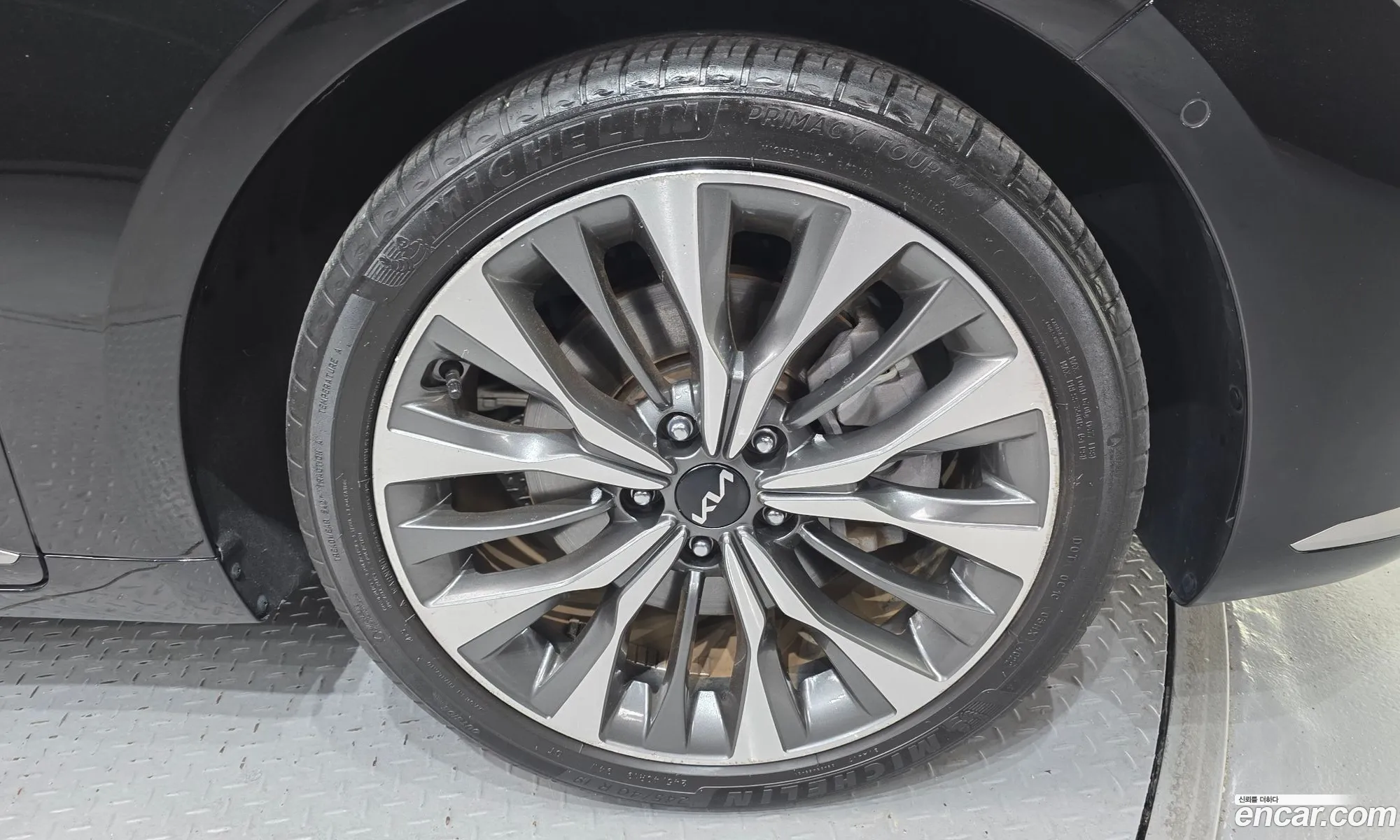 Kia K8 2023 KNAM241BBPA048902 — 18