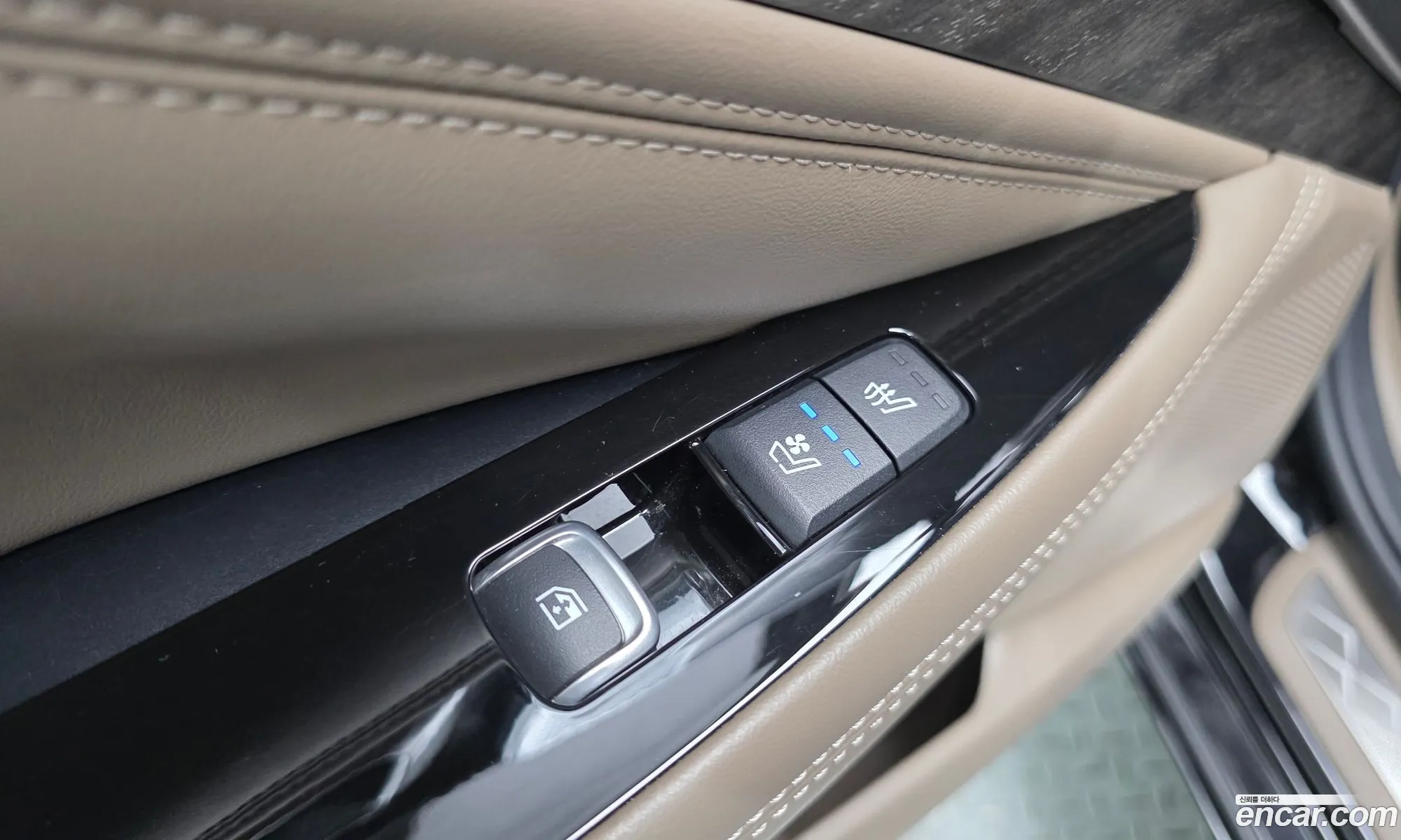 Kia K8 2023 KNAM241BBPA048902 — 10