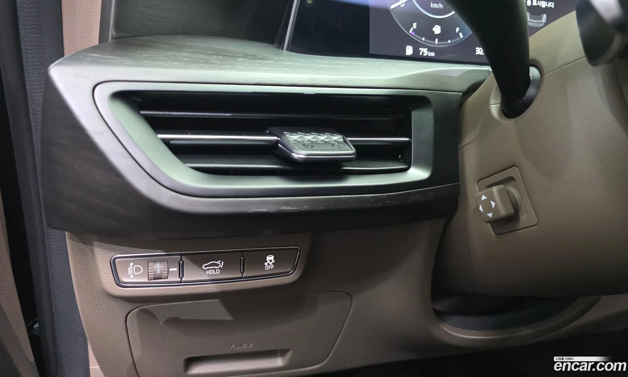 Kia K8 2023 KNAM241BBPA048902 — 12