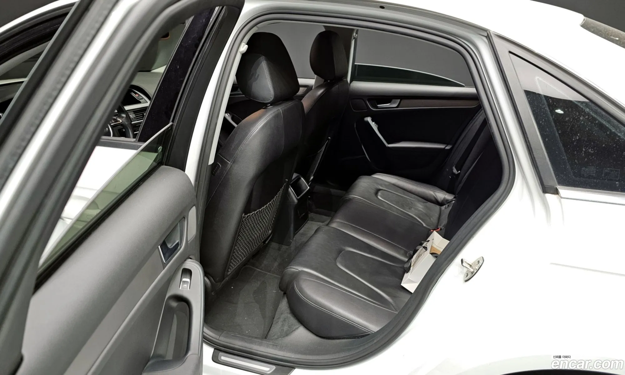 Audi A4 2014 WAUZZZ8K2FN010853 — 2