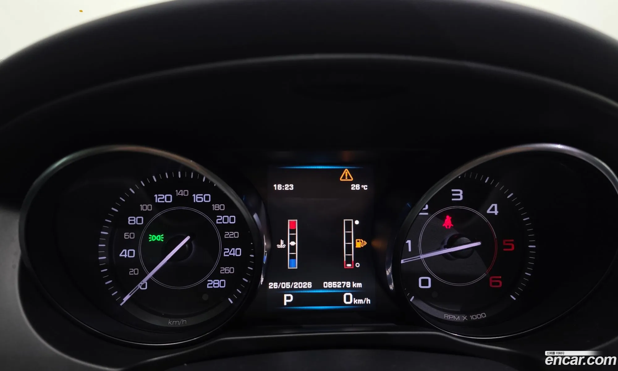 Jaguar XE 2016 — 2