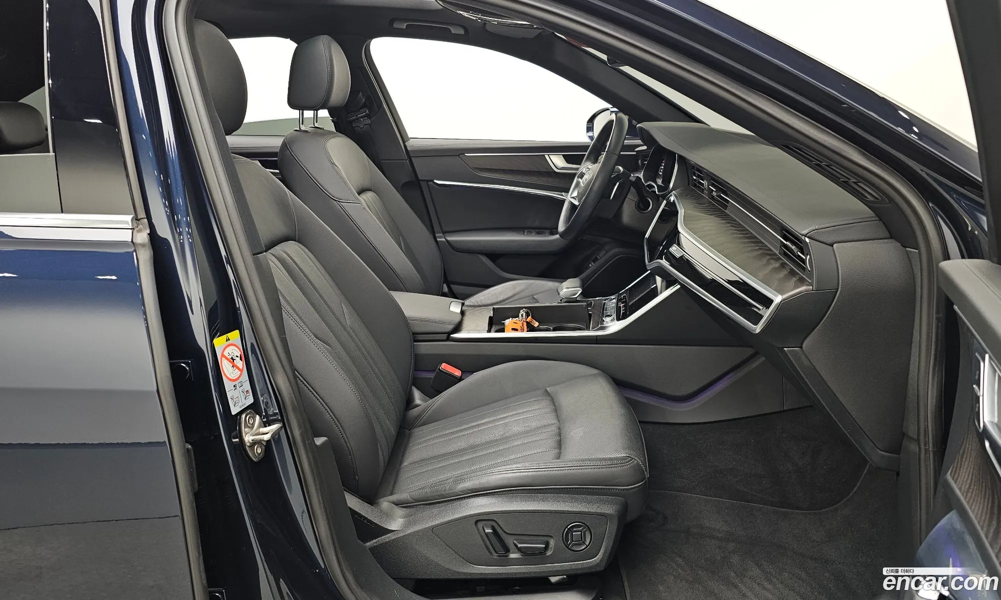 Audi A6 2022 WAUZZZF26NN033618 — 7