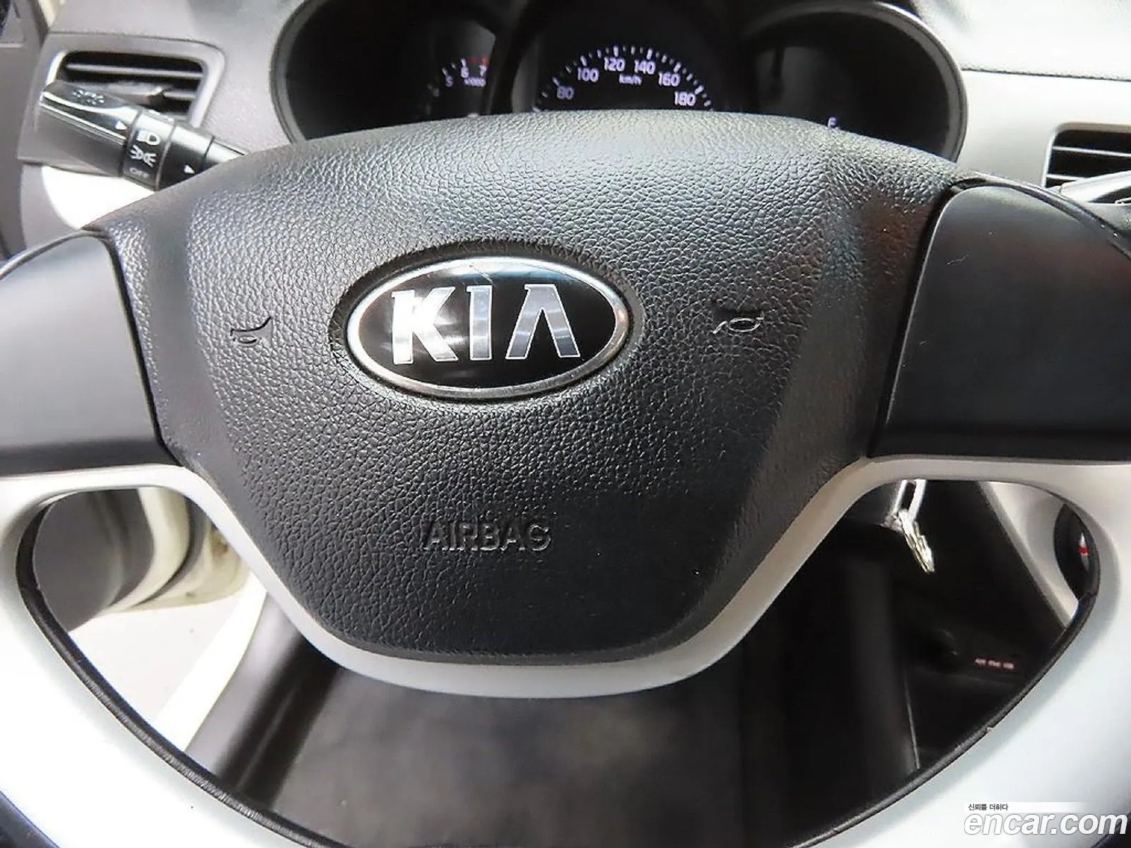 Kia Morning 2013 — 8
