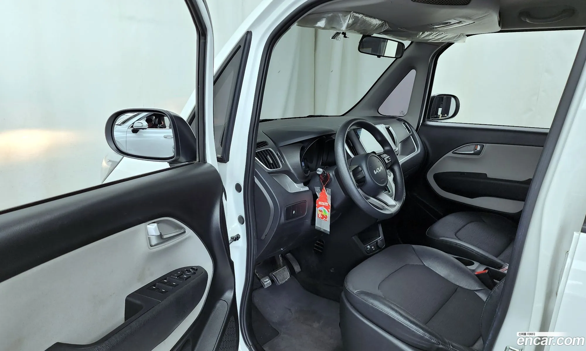 Kia Ray 2022 KNACF911BNT295444 — 18