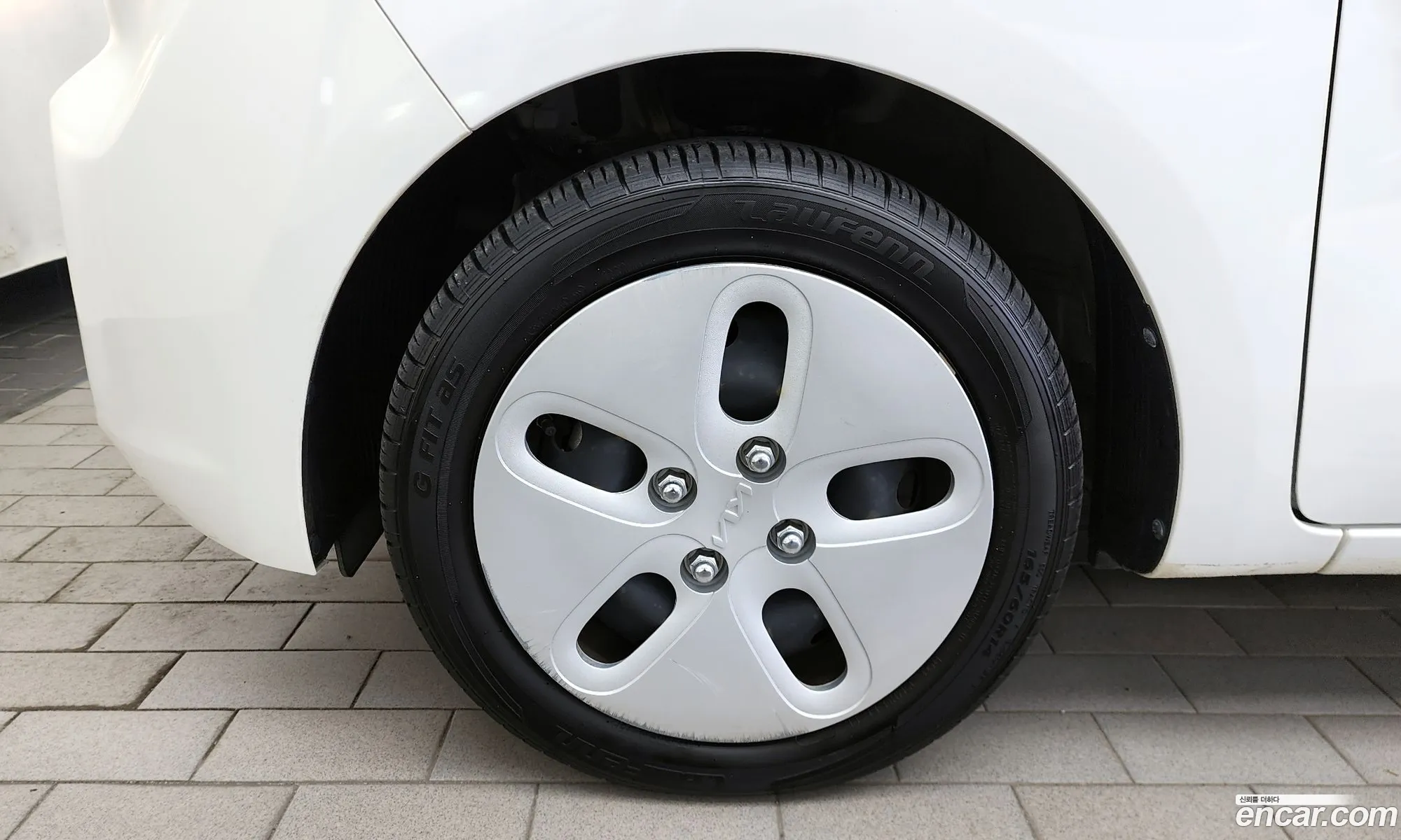Kia Ray 2022 KNACF911BNT295444 — 17