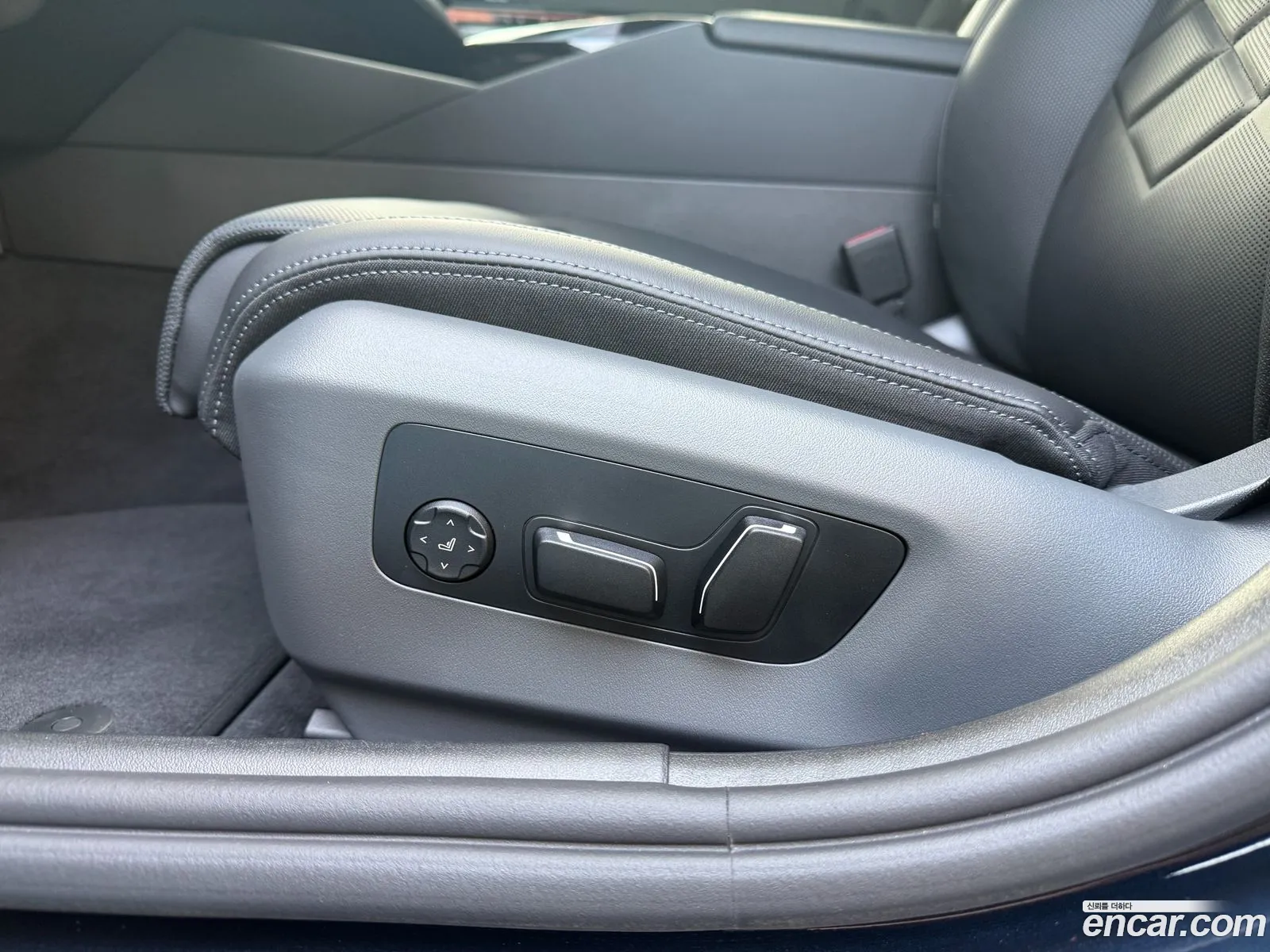 BMW 5 Series 2026 — 3