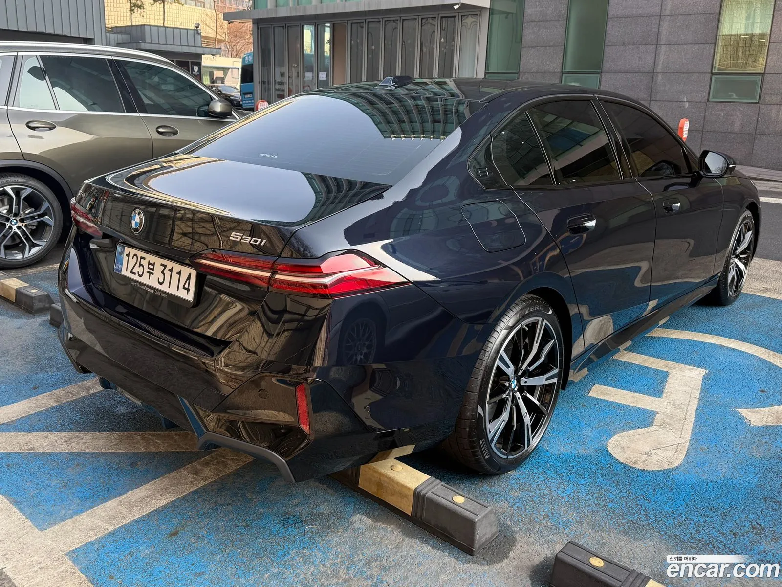 BMW 5 Series 2026 — 16