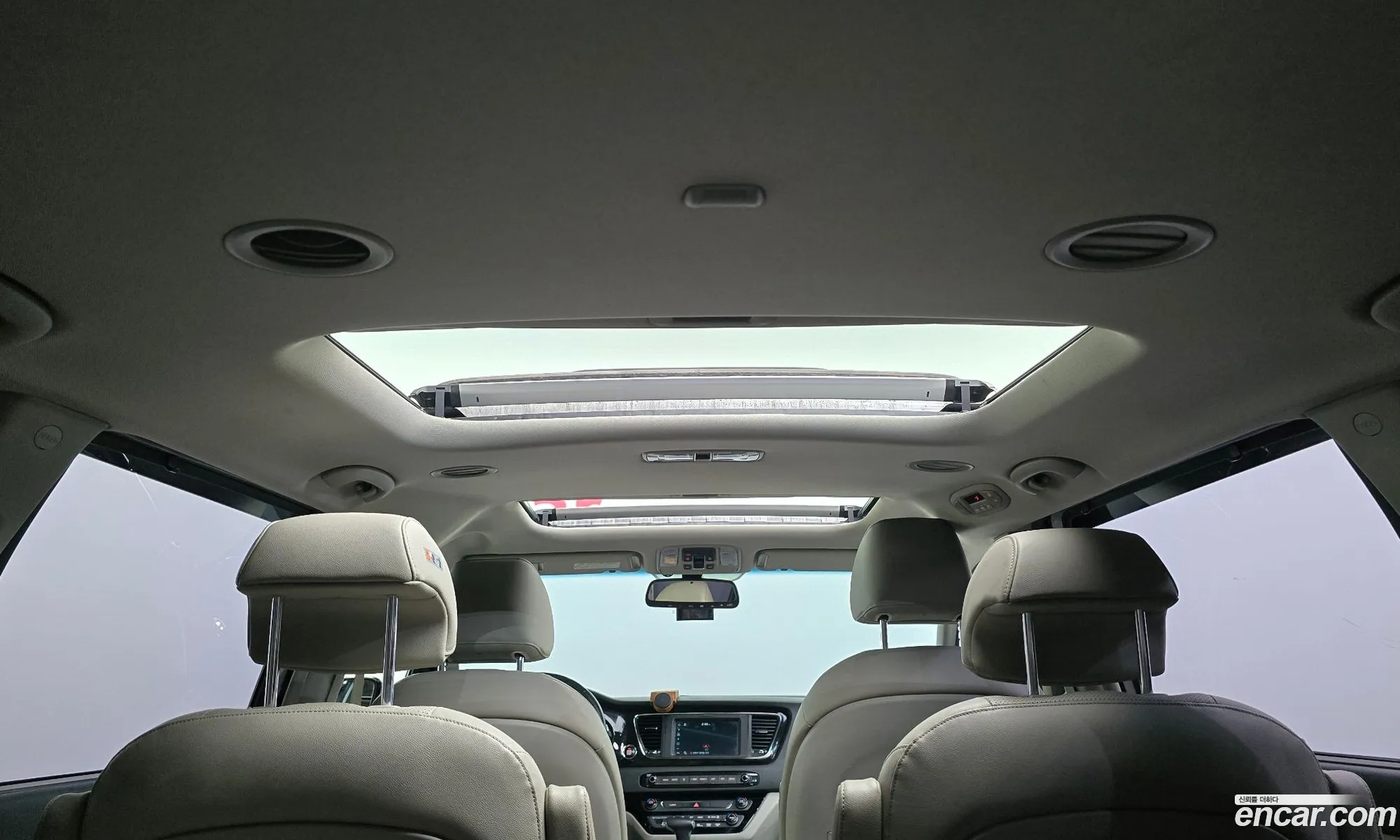 Kia Carnival 2018 — 7