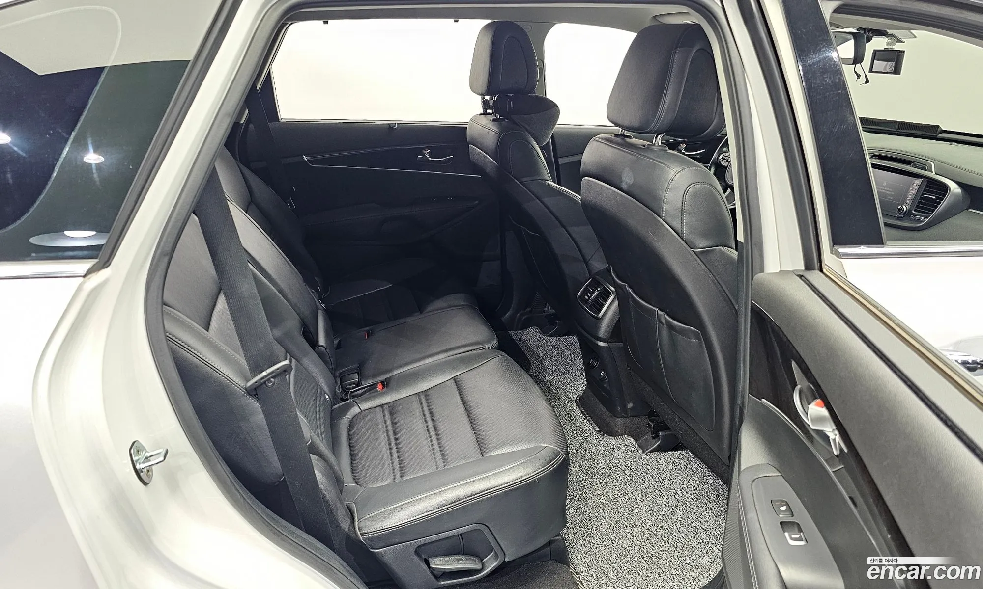 Kia Sorento 2017 KNAPH81ABHA315080 — 20