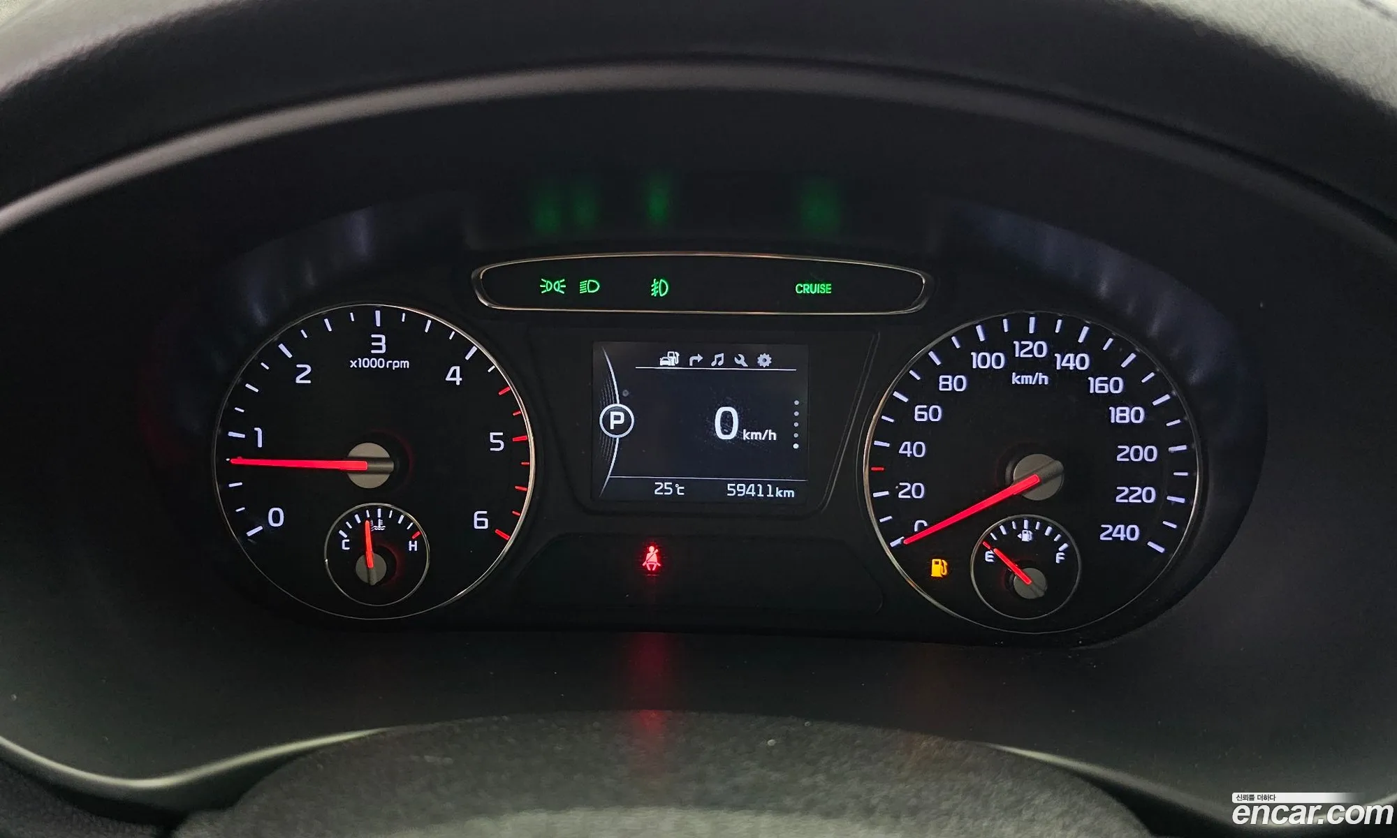 Kia Sorento 2017 KNAPH81ABHA315080 — 29